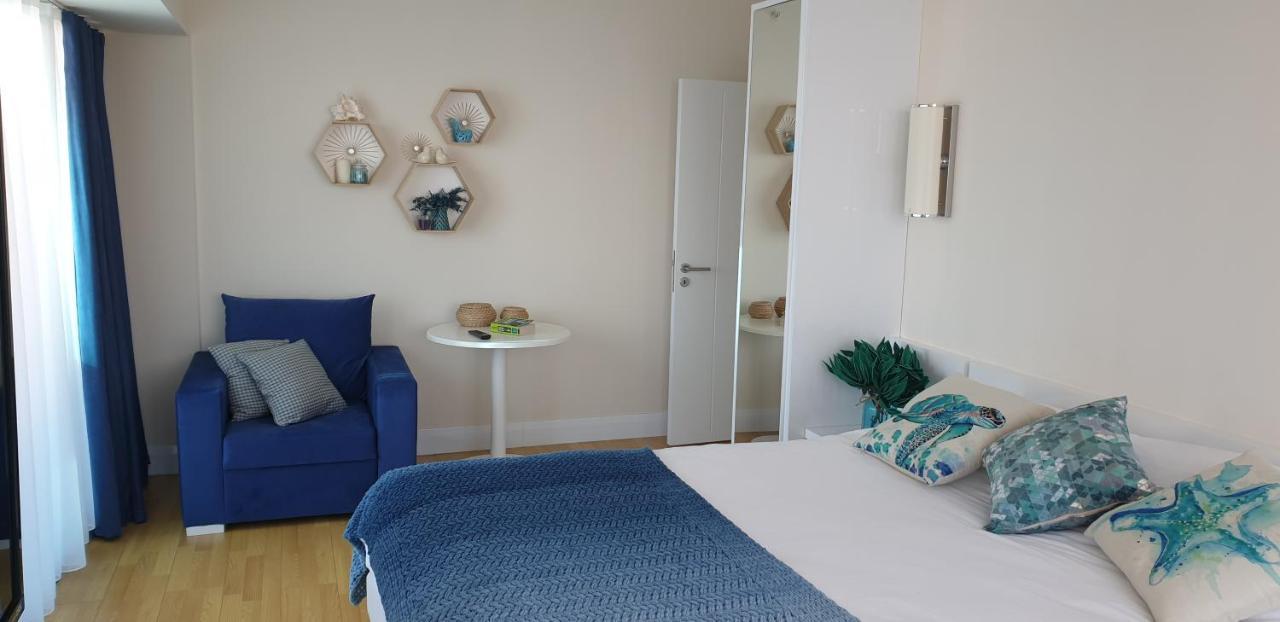Orbi City Batumi Star Aparthotel Екстериор снимка