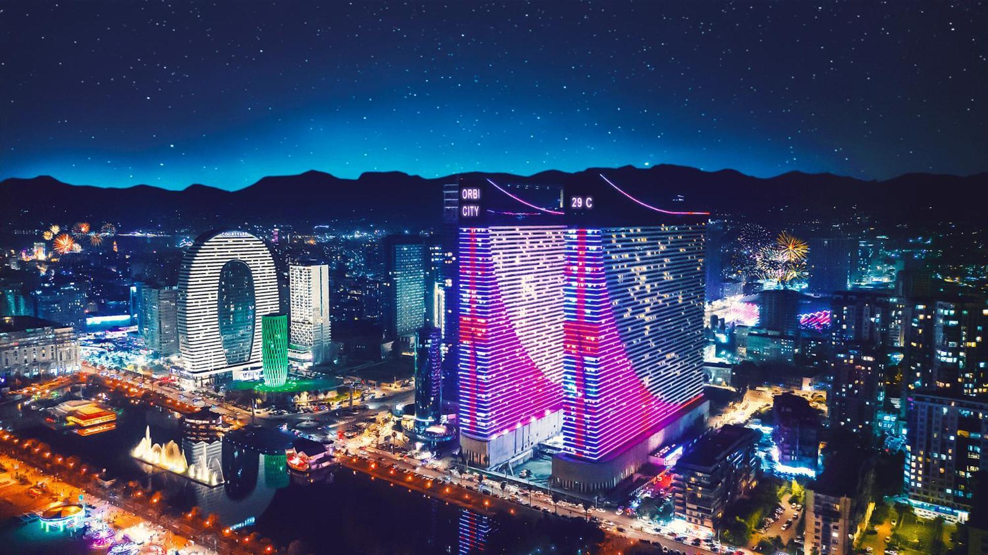Orbi City Batumi Star Aparthotel Екстериор снимка