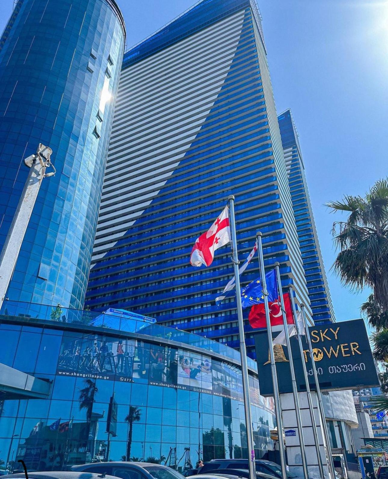 Orbi City Batumi Star Aparthotel Екстериор снимка